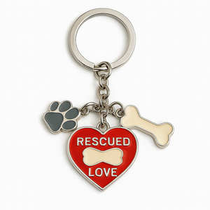 Llaveros románticos en forma de corazón Llavero de corazón personalizado Proveedor de fábrica OEM de metal personalizado - Product Image 2