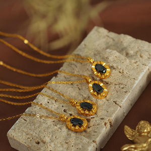 Collier ras du cou élégant de style français, inspiré du vintage, avec diamant noir, plaqué or 18 carats, bijoux de fête superposés, géométrique ovale - Product Image 3