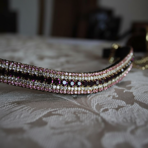 Harnais de cheval en cuir à bandeau de cheval en cristal personnalisable pour l'équitation en plein air coutures fantaisie - Product Image 1