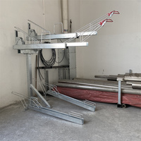 Easylift Premium alimenté au gaz à double étage assisté 4 supports de stockage de cycles à deux niveaux sur deux pneus pour ranger facilement les vélos