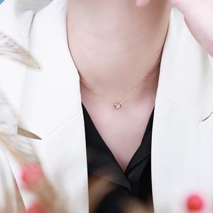 Colgantes de Oro Sólido de 18K Hechos a Mano con Diamantes Naturales en Forma de Corazón, Diseño Creativo Cristiano para Mujer, Regalo Clásico para Novia - Product Image 2