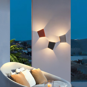 Lampe murale extérieure minimaliste moderne en acier inoxydable, éclairage solaire pour jardin, terrasse, villa - Product Image 4