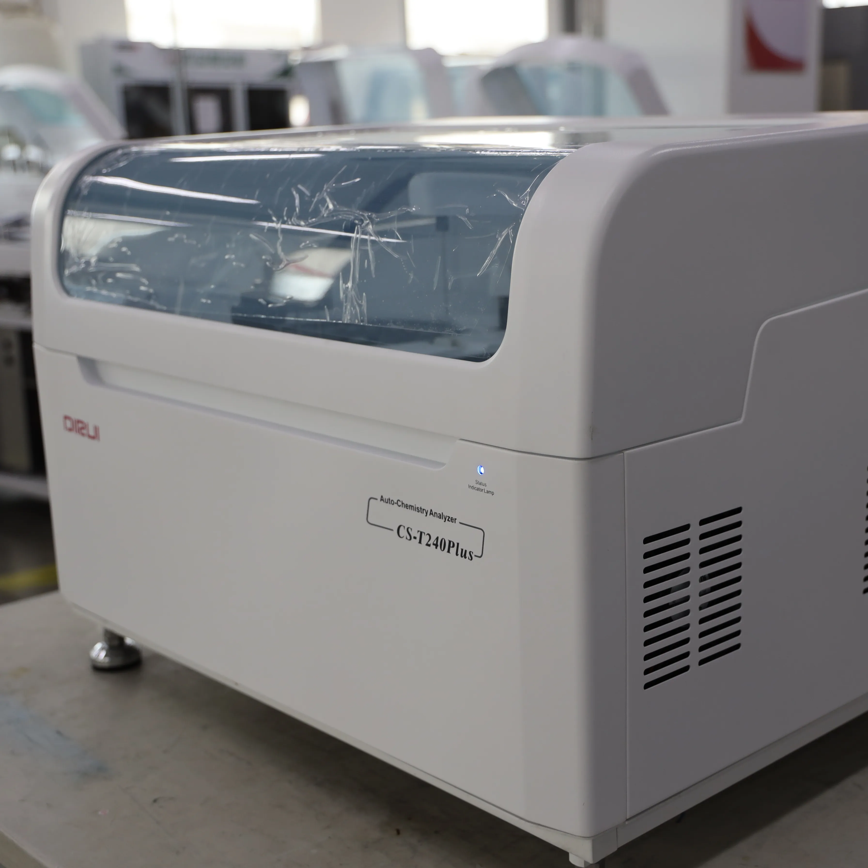 Analyseur de biochimie du sang, équipement de laboratoire médical de biochimie à séchage automatique