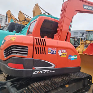 Pelle Doosan DX75 d'occasion, fabriquée en Corée, 85% Nouveau - Product Image 1