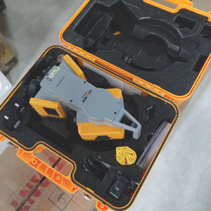 Station totale GPS Geomax ZT18 de haute qualité pour l'ingénierie extérieure et les mesures de précision - Product Image 4