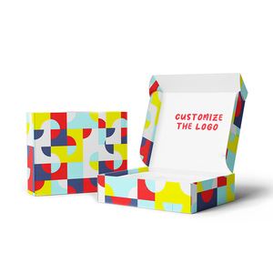 Caja de correo de cartón personalizable de alta gama con laminación mate y grabado en relieve para embalaje de zapatos Envío de comercio electrónico - Product Image 2