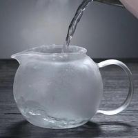 Théière moderne écologique en verre résistant à la chaleur avec filtre épaissi Conception de fleur de pommier pour le brassage du thé domestique