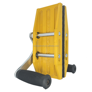 Outils de levage de carreaux de pierre à haute efficacité, <span class=keywords><strong>pince</strong></span> de levage à double poignée avec revêtement en caoutchouc <span class=keywords><strong>pour</strong></span> déplacer la lame de scie - Product Image 1
