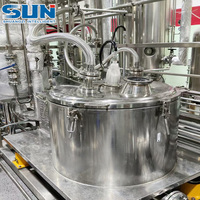 Extracteur d'huile de chanvre de type skid-mounted, facilement assemblable, de la marque SUN, pour petites unités de production.