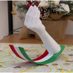 Décorations de voiture et de bureau en forme de geste italien amusant, jouets créatifs pour une décoration ludique - Product Image 1