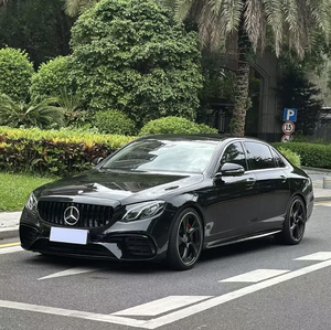 Mercedes-Benz Classe <span class=keywords><strong>C</strong></span> CLA <span class=keywords><strong>45</strong></span> <span class=keywords><strong>AMG</strong></span> 2013, caméra de recul, moteur turbo, boîte de vitesses automatique, transmission intégrale, sièges en cuir, jantes en alliage d'aluminium R16, <span class=keywords><strong>c</strong></span>ôté gauche, foncé - Product Image 2