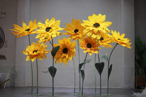 Girasoli Giganti in Carta Fatti a Mano di Alta Qualità a <span class=keywords><strong>Prezzo</strong></span> di Fabbrica Personalizzati per Decorazioni di Matrimoni Negozi Casa Palcoscenico - Product Image 3