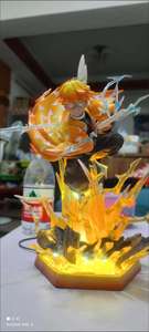 Figura in PVC di Agatsuma Zenitsu da <span class=keywords><strong>Demon</strong></span> <span class=keywords><strong>Slayer</strong></span>: <span class=keywords><strong>Kimetsu</strong></span> <span class=keywords><strong>No</strong></span> <span class=keywords><strong>Yaiba</strong></span>, 35 cm, con Illuminazione - Product Image 3