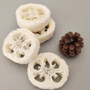 Natural Exfoliating Bleached <strong>Luffa</strong>/Loofah Sponge Slice Cuts Loofah <strong>Soap</strong> Making Holder