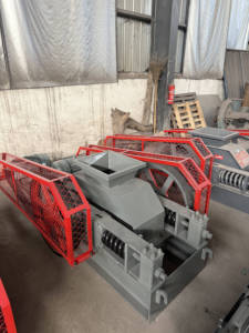 Máy nghiền hạt trung bình Máy Nghiền Con lăn Máy Nghiền Con lăn Máy Nghiền Con lăn Máy Nghiền trạm thủy lực máy nghiền con lăn - Product Image 4