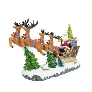 Poly resin Weihnachten LED Santa Riding Schlitten Szene Weihnachts dorf mit rotierenden Weihnachts baum und Musik für Weihnachts dekoration