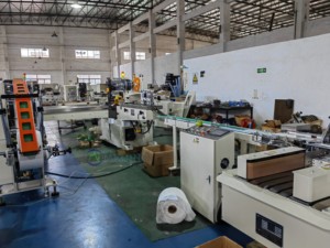 Standard Type Handkerchief Making <strong>Machine</strong> 500-600 Sheets/Min Pocket <strong>Tissue</strong> Folding Price for Manufacturing Plant Restaurant Use - Product Image 2