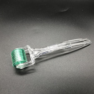 Derma <span class=keywords><strong>Roller</strong></span> con 192 Microaghi da 0,75mm per Uomo e Donna, per Ricrescita dei Capelli e Cura della Pelle del Viso - Product Image 5