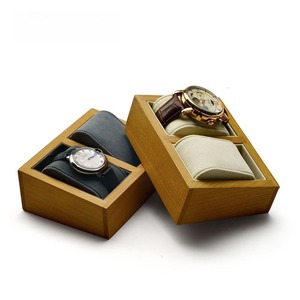 Caja de exhibición de relojes personalizada, nueva, de madera maciza con almohada de microfibra, soporte de exhibición para relojes de pareja - Product Image 2