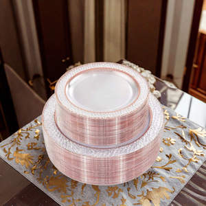 <span class=keywords><strong>Vaisselle</strong></span> <span class=keywords><strong>jetable</strong></span> en plastique de luxe en gros, noir et or, pour mariage, fête, camping, dîners, barbecues de Noël, kits - Product Image 5