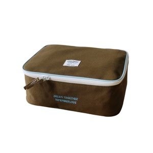 Cubo de embalaje de algodón de gran tamaño marrón, bolsa de viaje de 10 pulgadas, etiqueta de costura, bolsa de cosméticos de algodón puro - Product Image 1