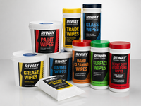 Lingettes industrielles non tissées pour le nettoyage intensif des mains et des surfaces
