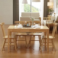 Table à manger en bois massif de style nordique minimaliste, adaptée à 4-6 personnes, idéale pour les petites familles et les hôtels