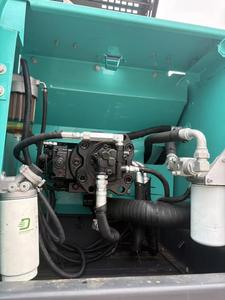 Excavatrice sur chenilles Kobelco SK210 d'occasion de 21 tonnes avec moteur et roulements en excellent état, certifiée CE, d'origine japonaise, à vendre - Product Image 4