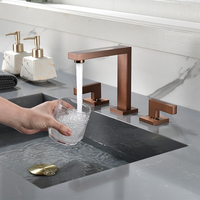 Mitigeur de salle de bain de luxe robinet monté sur pont brossé or rose vanité robinets de salle de bain pour évier 3 trous