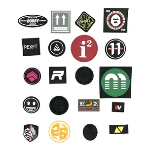 Étiquette de logo en PVC <span class=keywords><strong>Patch</strong></span> en caoutchouc gravé en relief <span class=keywords><strong>Patch</strong></span> PVC personnalisé 3D - Product Image 4