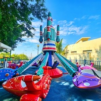 Manège d'avion à commande manuelle pour enfants en plein air, équipement de parc à thème personnalisé
