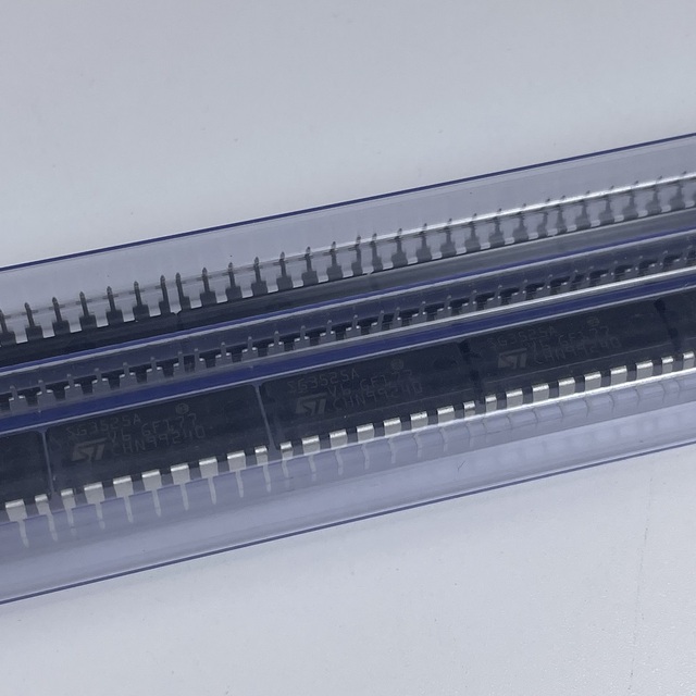 New Original PMIC SG3525AN DC DC Switching Controllers 16DIP in Stock