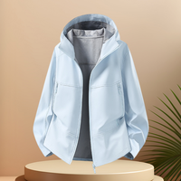 Veste Softshell Homme Personnalisée Imperméable, Coupe-Vent, Respirante avec Poche à l'Ourlet, Décontractée, à Capuche, Multicolore, pour l'Extérieur – Vente en Gros