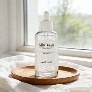 Groothandel OEM Koreaans <span class=keywords><strong>Centella</strong></span> <span class=keywords><strong>Asiatica</strong></span> Gezichtserum Verzachtend Kalmerend Ontstekingsremmend Roodheid Verlichtend Verheldering Verlichtingsmiddel Privé - Product Image 1