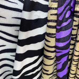 Nouveau produit en promotion : Tissu personnalisable à motif animalier 100 % polyester FDY, super doux et de haute qualité pour la décoration intérieure - Product Image 4