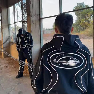 Completo giacca a vento riflettente personalizzato completo tuta maschile antivento progettato per gli uomini che fanno Jogging tute sportive - Product Image 2