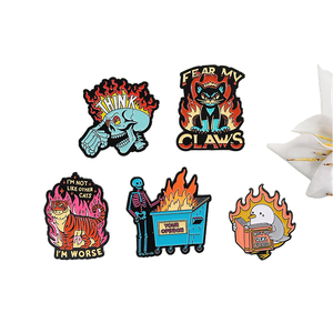 Horreur feu penser émail broches tigre je ne suis pas d'autres chats je suis pire broche revers Badge Punk bijoux cadeaux pour amis métal - Product Image 4