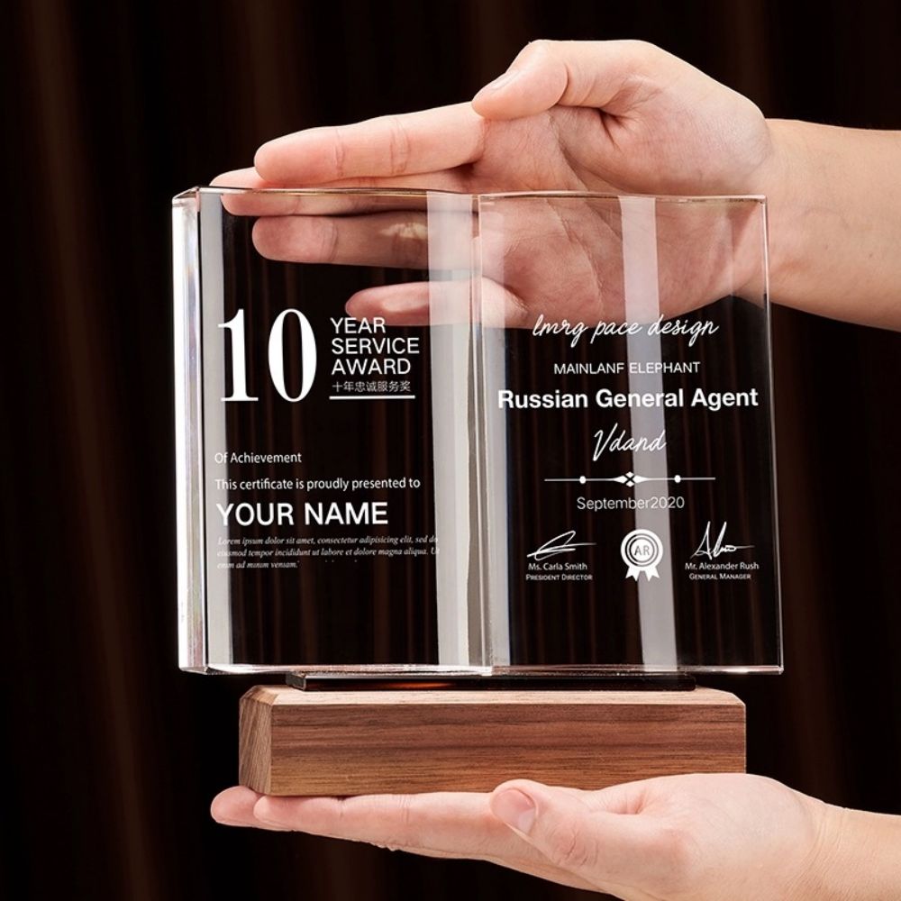 Livre avec base en bois