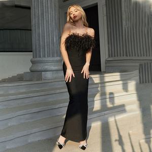 <span class=keywords><strong>Vestido</strong></span> Maxi Bandage Negro, Blanco y Rosa con <span class=keywords><strong>Plumas</strong></span>, Hombros Descubiertos, Estilo Bandeau, Ajustado, para Fiesta, Cóctel, Graduación, Boda, con Abertura - Product Image 4