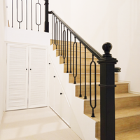 Rampe d'escalier en fer en forme de U au design moderne, adaptée aux escaliers de villa, personnalisable
