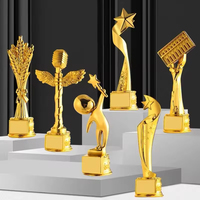 Fabricant de tasses de trophée de souvenir en métal de danse personnalisées trophée de récompense plaqué or avec base en cristal de verre noir