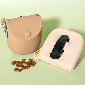 Sacs à collation portables en silicone, pochette pour friandises pour animaux de compagnie, sac d'entraînement pour chien en silicone de qualité alimentaire pour l'extérieur - Product Image 2