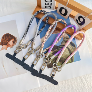 สายคล้องโทรศัพท์<span class=keywords><strong>มือ</strong></span>ถือแบบหมุนได้ สีพื้น ยี่ห้อ Lulin ปรับความยาวได้ 30 ซม. สายคล้องข้อมือแบบสั้น สำหรับทุกเพศ พร้อมคลิปล็อคในตัว ป้องกันการลื่นหลุด - Product Image 1