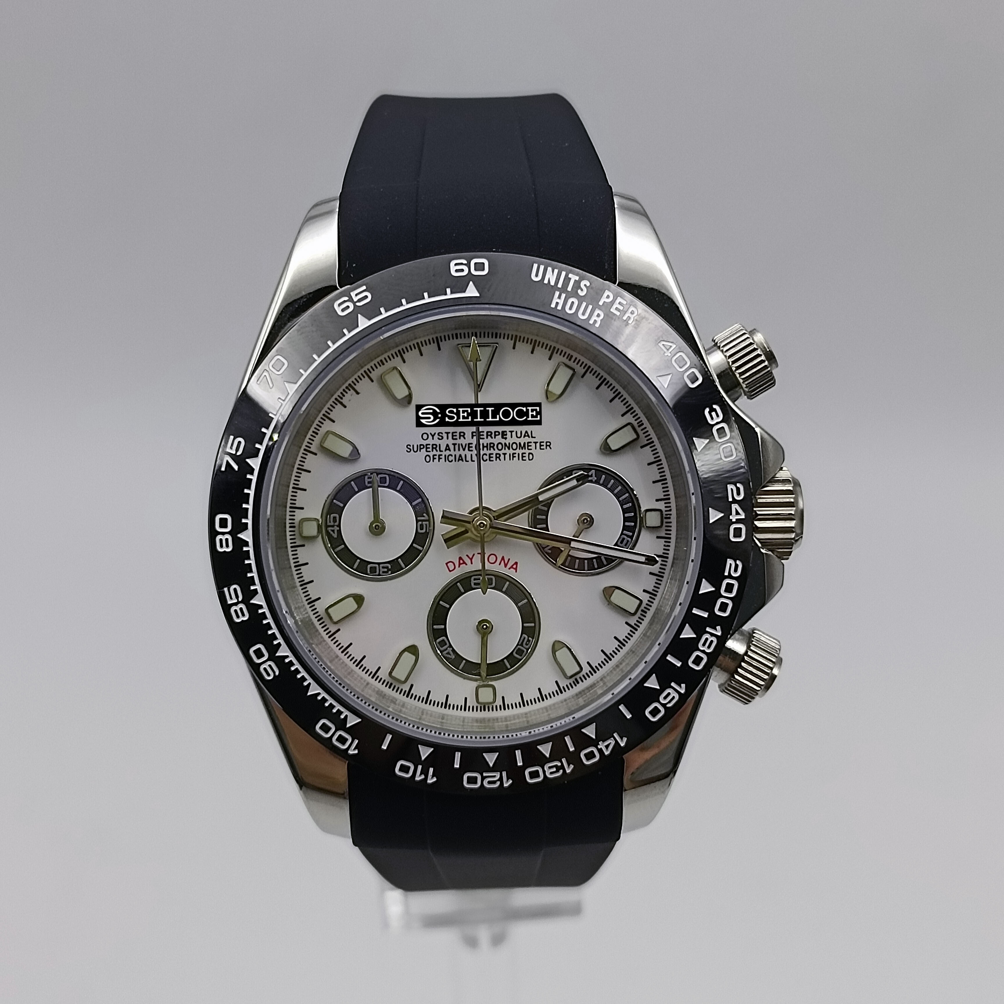 Caja plateada+esfera blanca