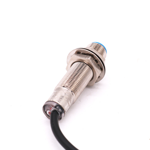 DINGGAN extended sensing distance-Cylindrical proximity sensor 4mm/8mm inductive metal detection proximity switch Customizable - Product Image 6