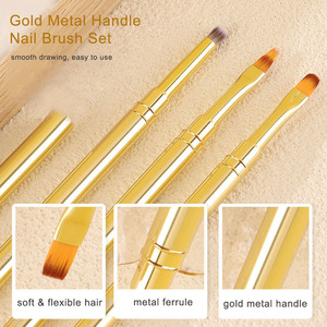 Pinceau à ongles en métal doré à poils ondulés, pinceau ovale pour liner de cheveux, pinceau pour gel ombré français avec poils synthétiques doux - Product Image 4