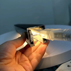 Rail en aluminium en forme de U pour bande lumineuse LED, garde-corps en verre - Product Image 4