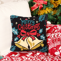 Housse de coussin décorative en tricot avec motif animal de dessin animé, clochettes de Noël, pour la maison et l'hôtel, design personnalisable, 100% polyester