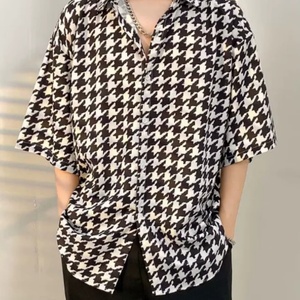 เสื้อเชิ้ตผู้ชายสไตล์ชาติพันธุ์ลายดอกไม้ แขนสั้น สำหรับฤดูร้อน ไซส์ใหญ่ เสื้อชายหาดแขนสั้น - Product Image 1