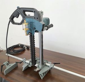 Machine à mortaiser à chaîne à prix d'usine, perceuse à mortaiser pour trous carrés, machine à rainurer le bois pour maisons en bois - Product Image 2